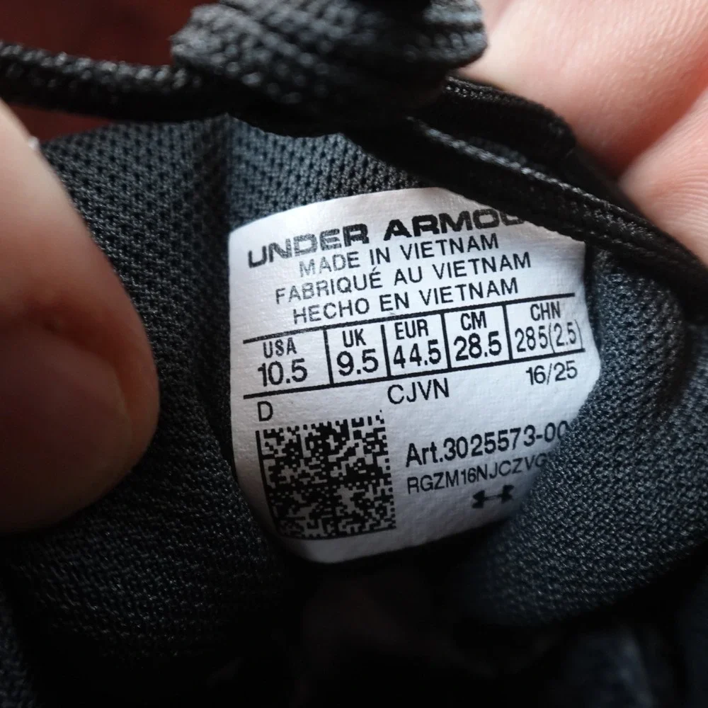 Under Armour Boots Mens 10.5 Black UA HOVR Dawn Waterproof 2.0 Combat 3025573